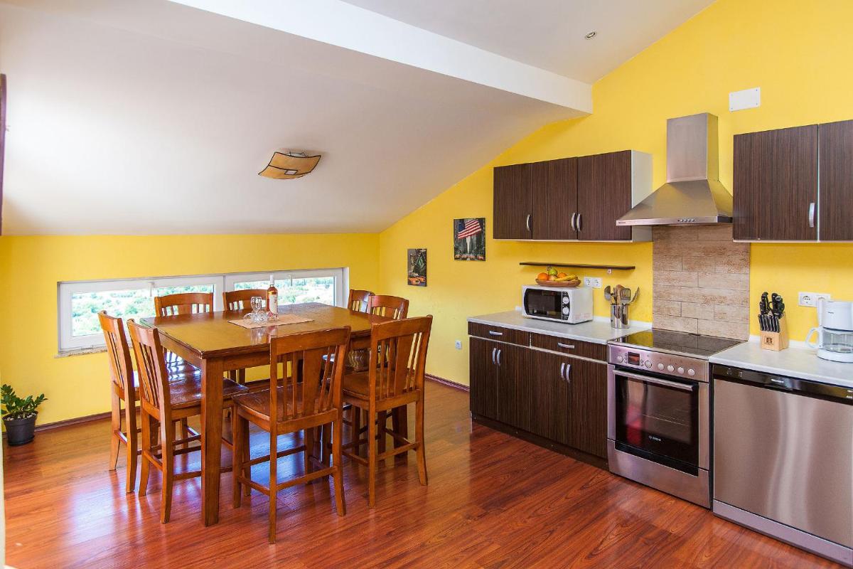 Apartments Villa Americana - Housity