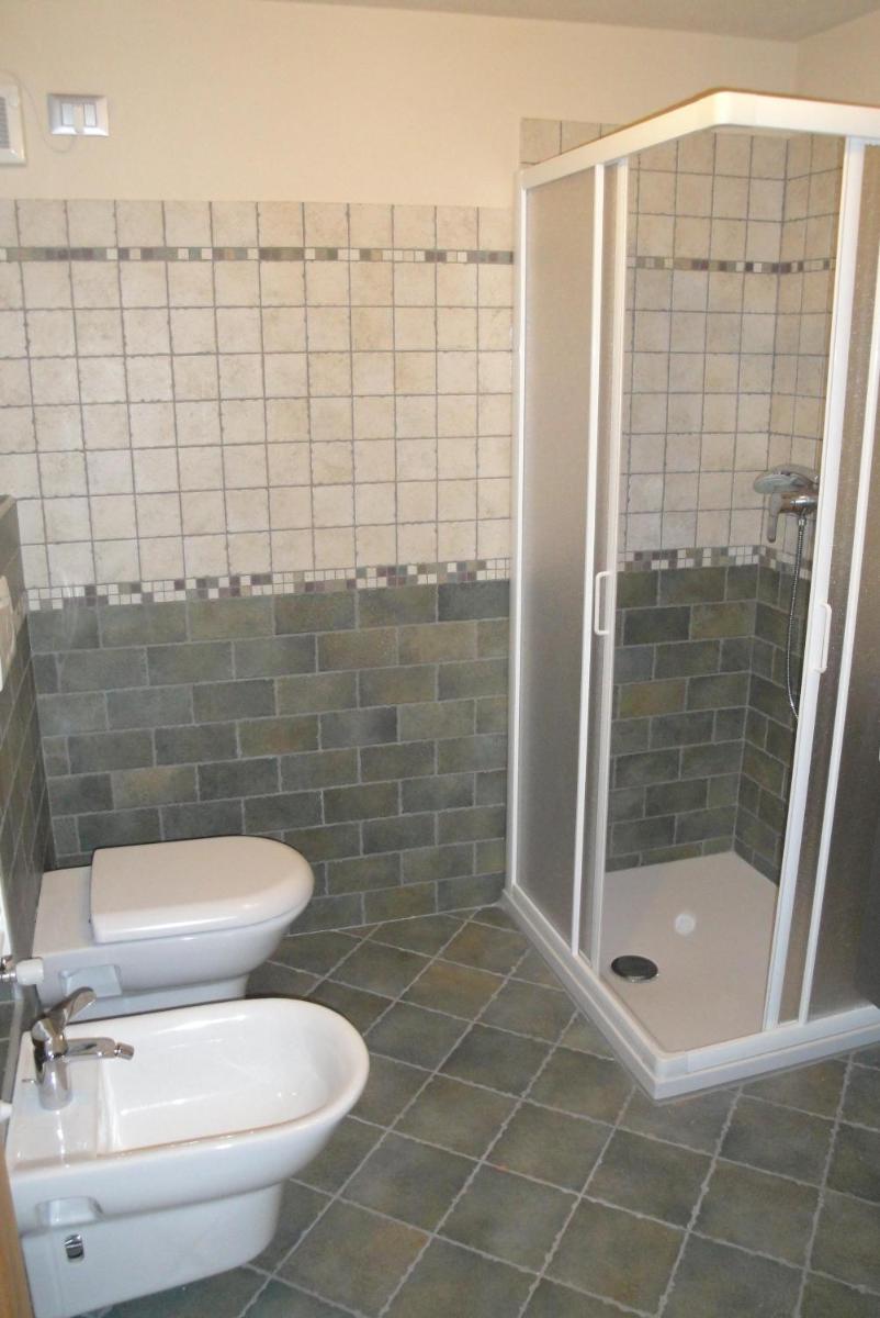 CASA VACANZE CLO 3 CAMERE 2 BAGNI - Housity