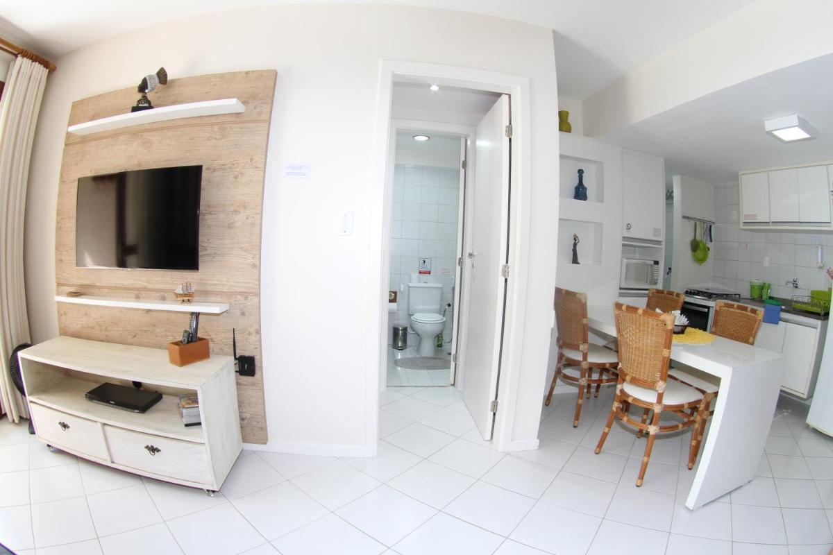 Suitetrails - Apt na Praia do Forte em Condomínio frente mar!