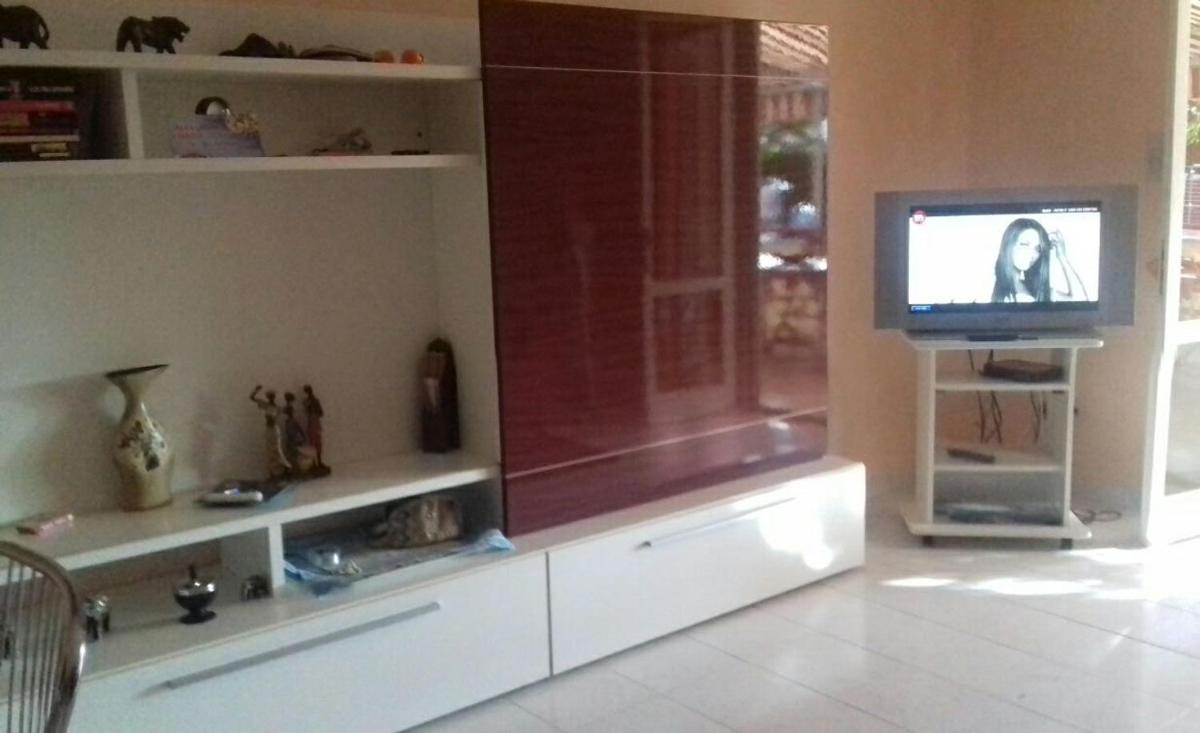 Wendy's House - Housity