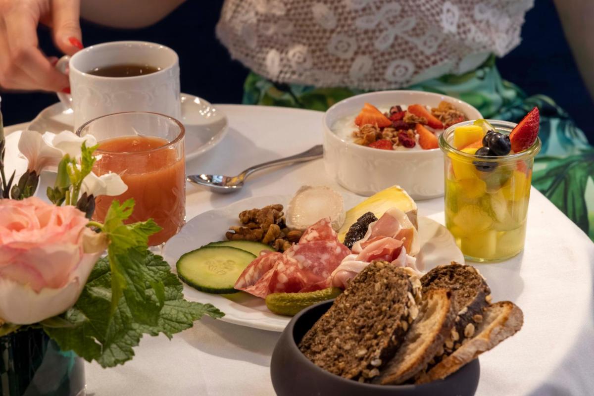 Nourriture dans l'hôtel ou à proximité