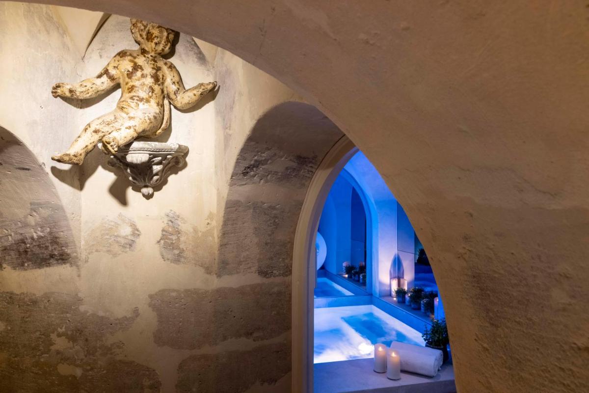 Piscine de l'établissement Hôtel & Spa Vinci Due ou située à proximité