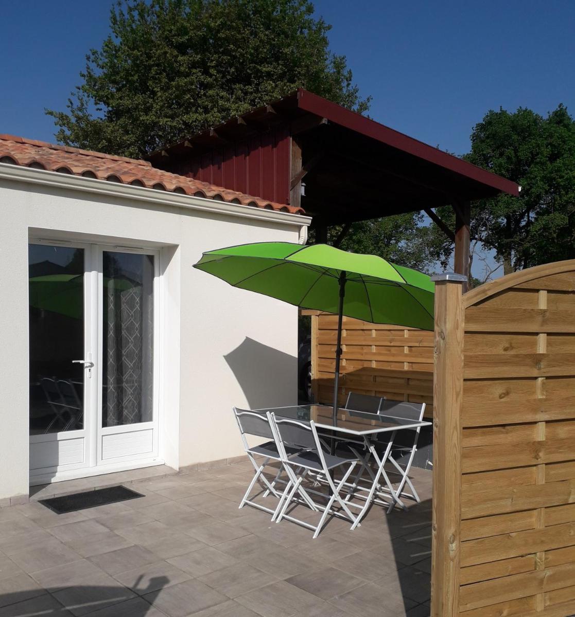 Gîte l'Allée des Chênes - Housity