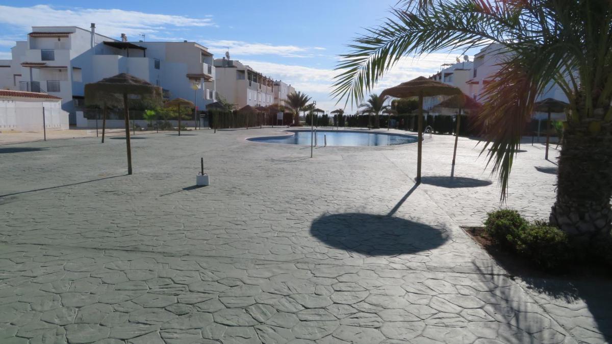 Dúplex naturista a 100 metros de la playa de Vera! - Housity