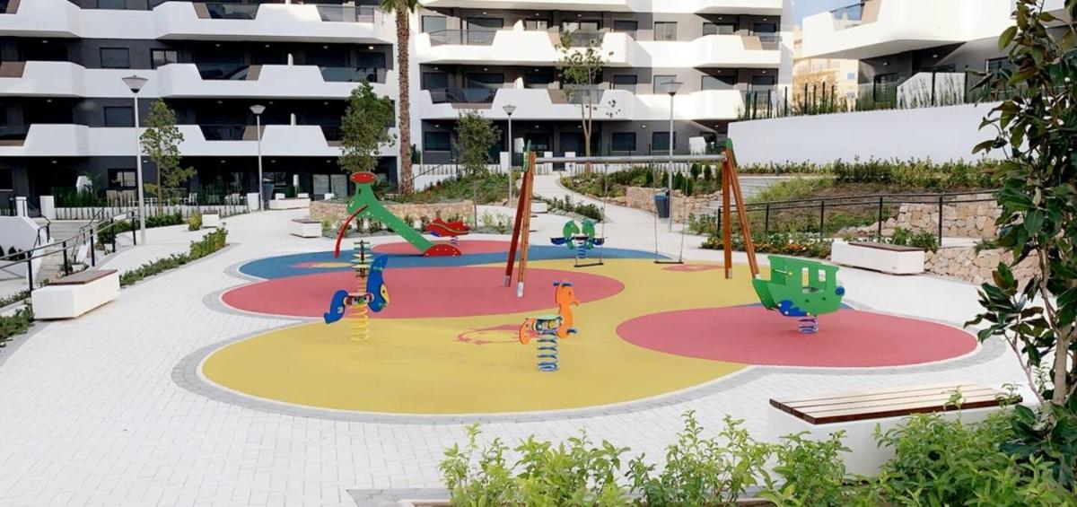 Beautiful apartment close to the sea - Housity