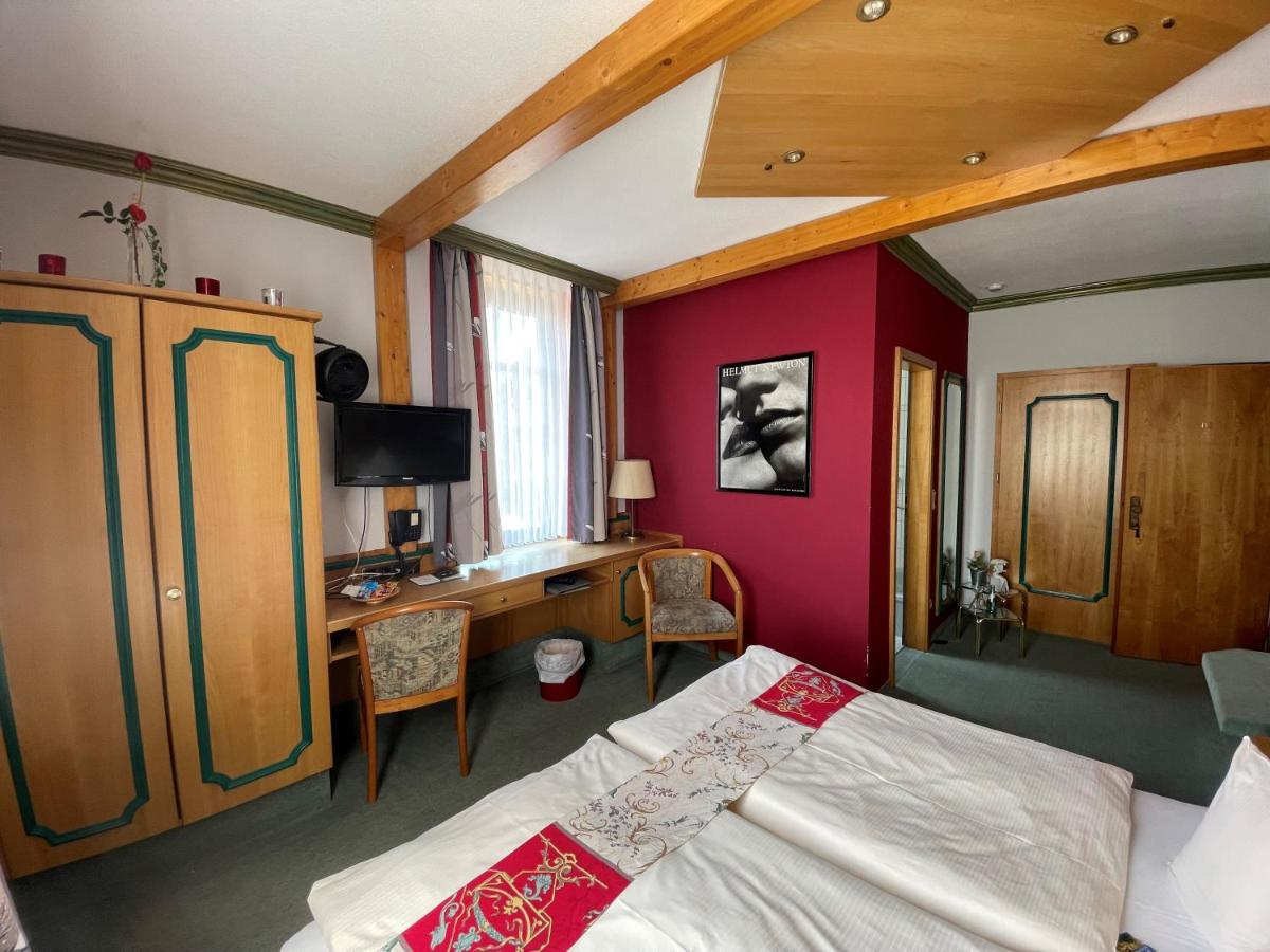 Hotel Bebra's Hessischer Hof - Housity