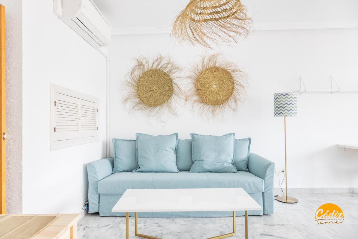 Loft Victoria Beach - FREE PARKING by Cadiz Time - Housity