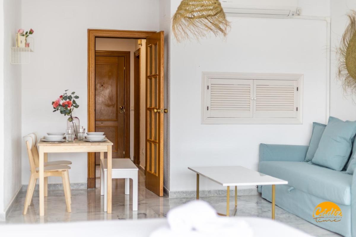 Loft Victoria Beach - FREE PARKING by Cadiz Time - Housity