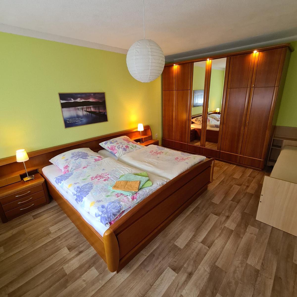 Ferienwohnung am Spitzberg - Hizvo