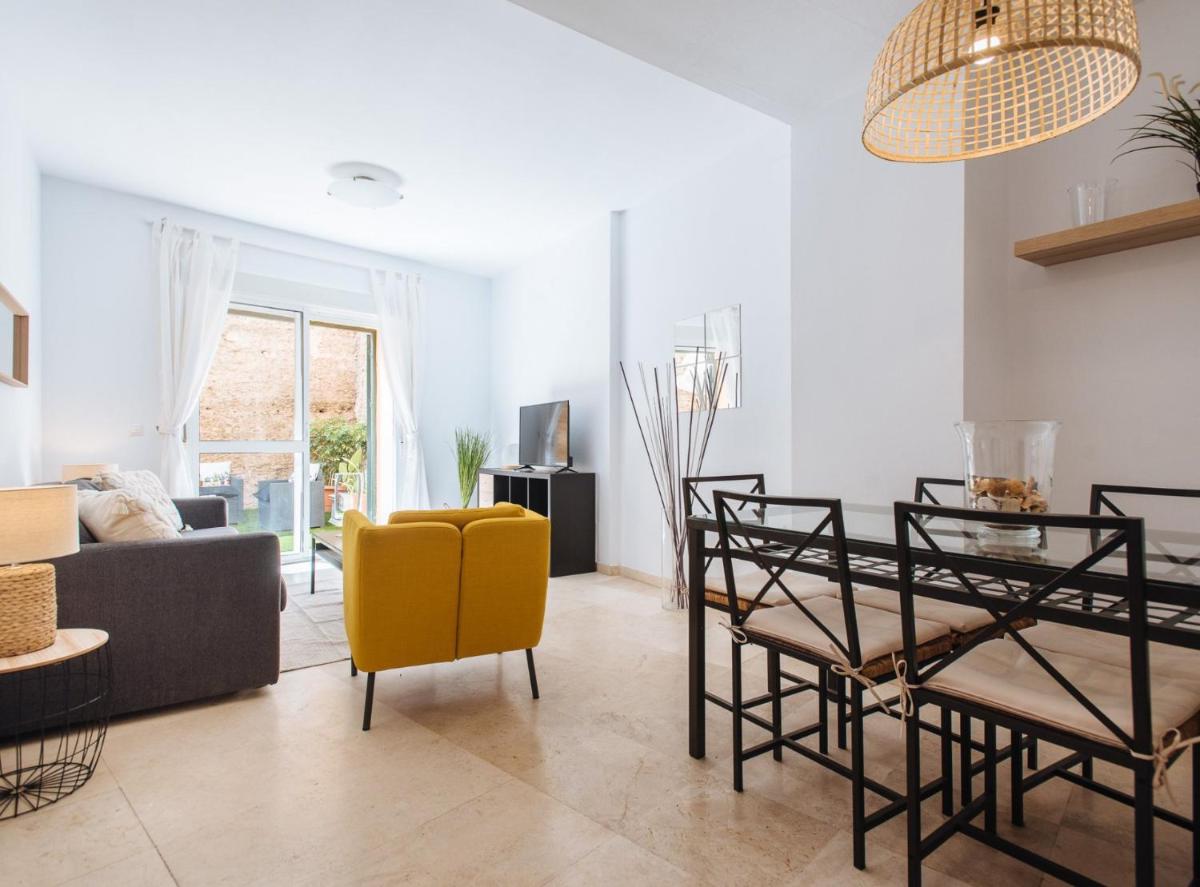 Suitetrails - Sol Suite Apartment with Garden