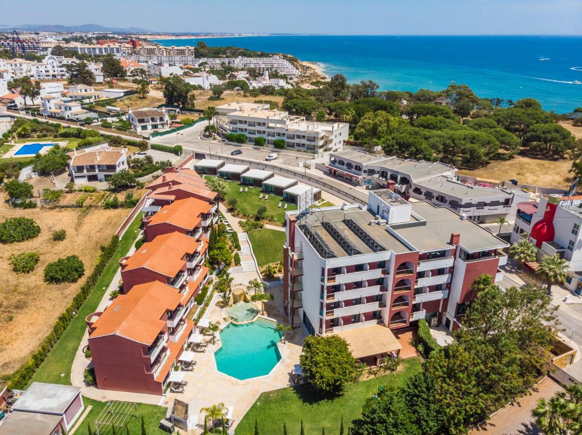 Topazio Vibe Beach Hotel & Apartments - Adults Friendly - Housity