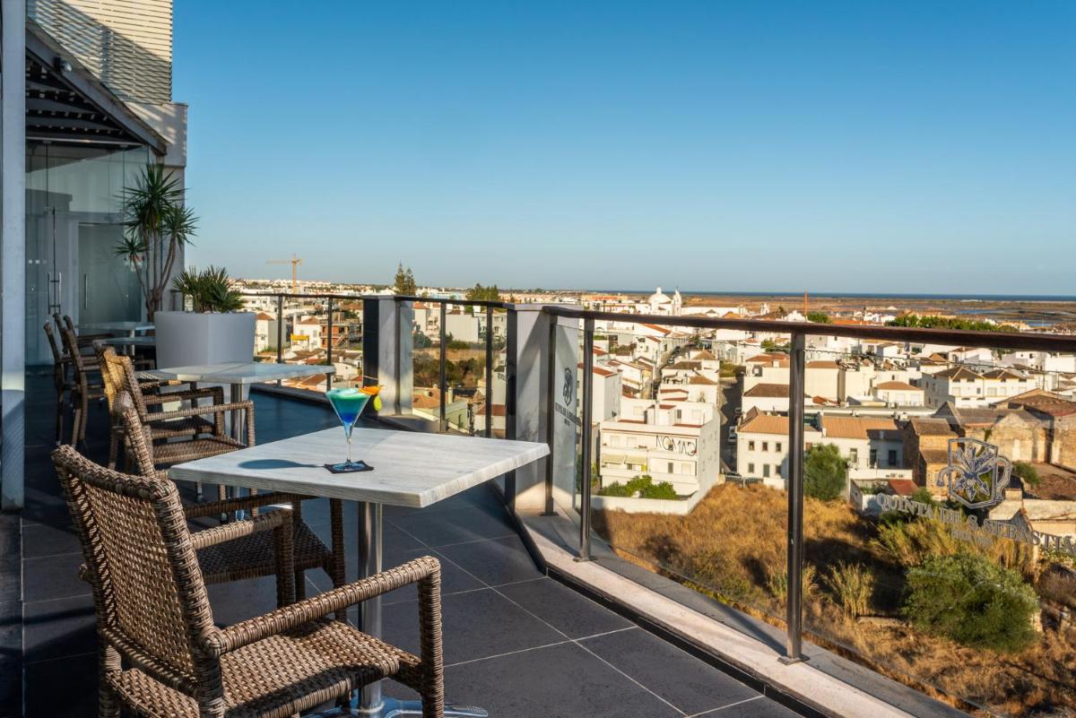 Uma varanda ou terraço em AP Maria Nova Lounge - Adults Friendly
