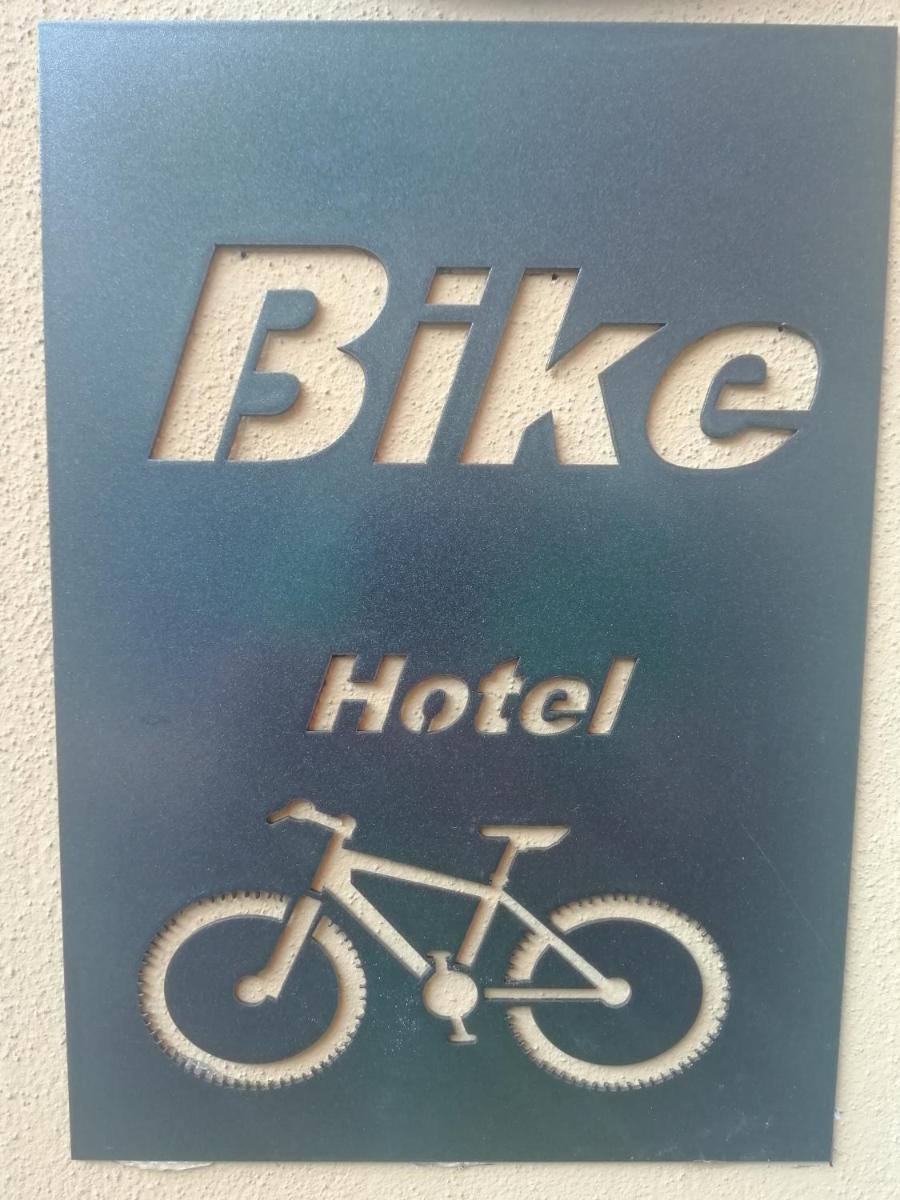 Albergo Ristorante Leon d'Oro - Housity