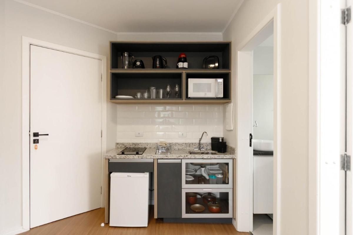 Studio com 2 quartos e 2 Camas casal - SBO006 - Housity