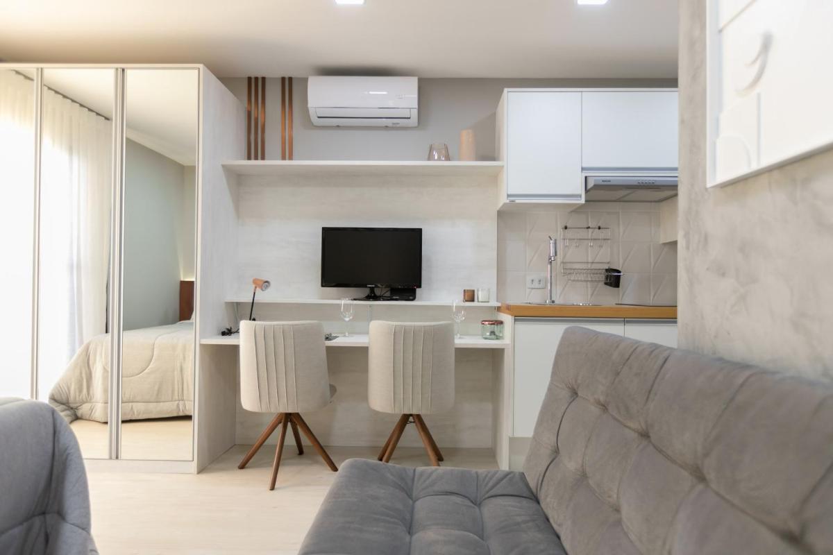 Studio A Lenzi - AYN062 - Housity
