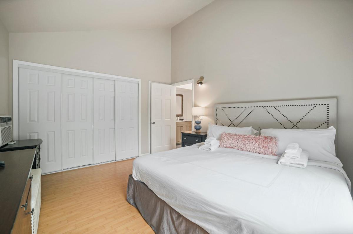 @ Marbella Lane - Comfort 1BR Rowland Heights - Housity