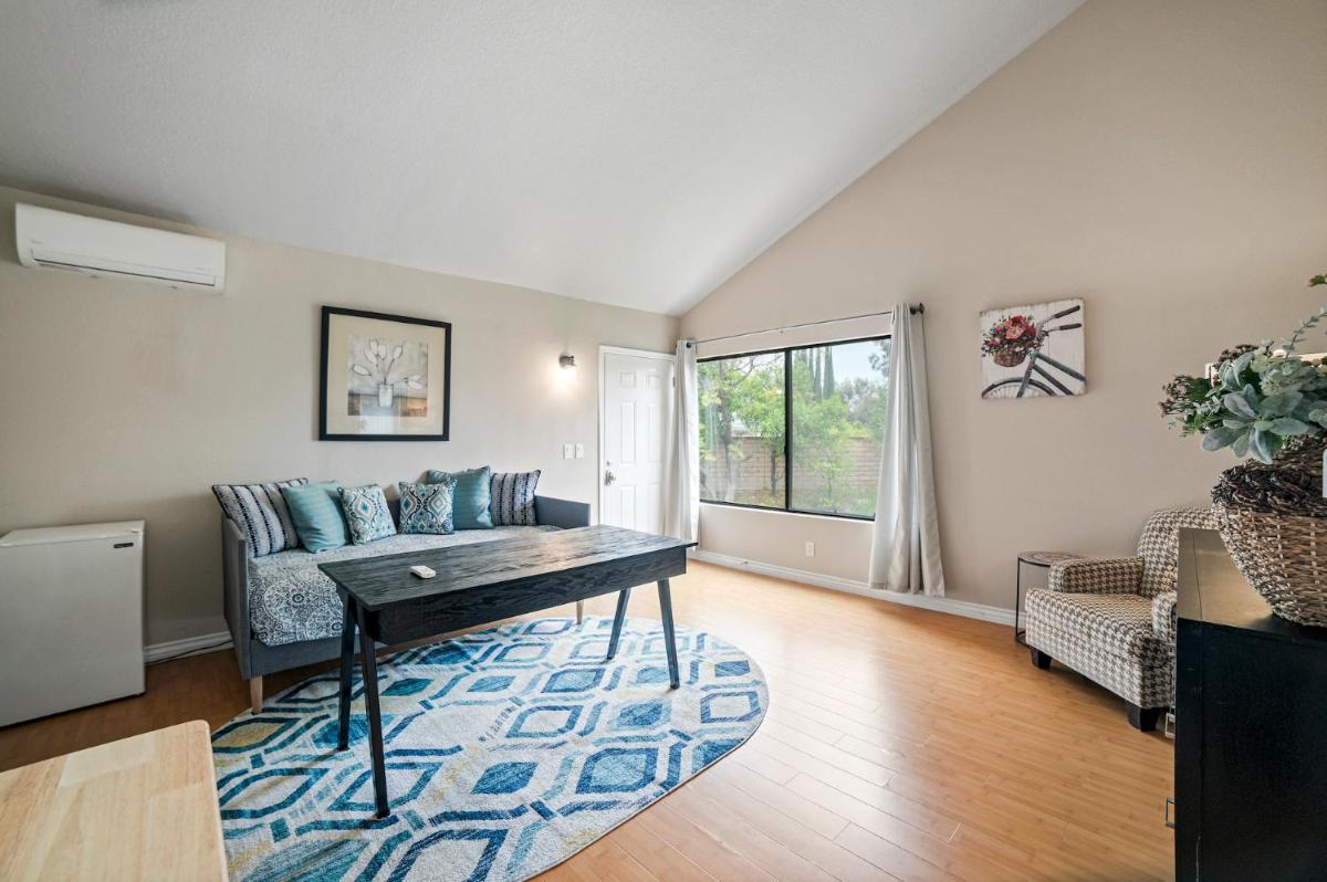 @ Marbella Lane - Comfort 1BR Rowland Heights - Housity