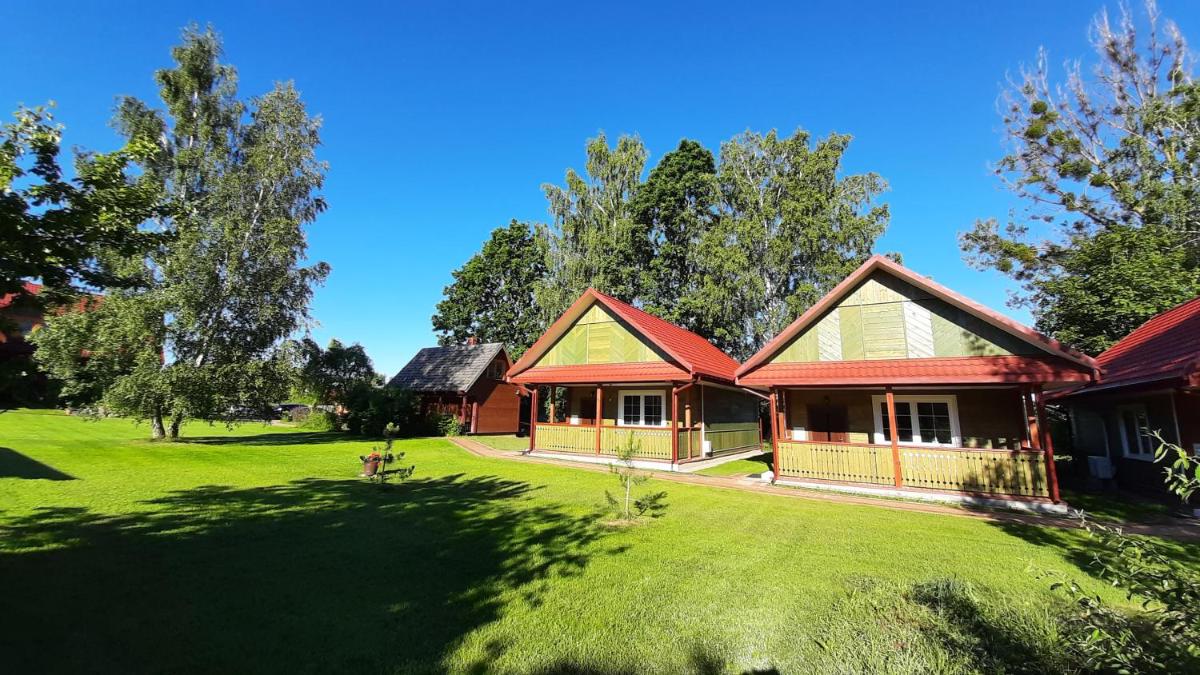 Wiśniowy Sad - Domki - Housity
