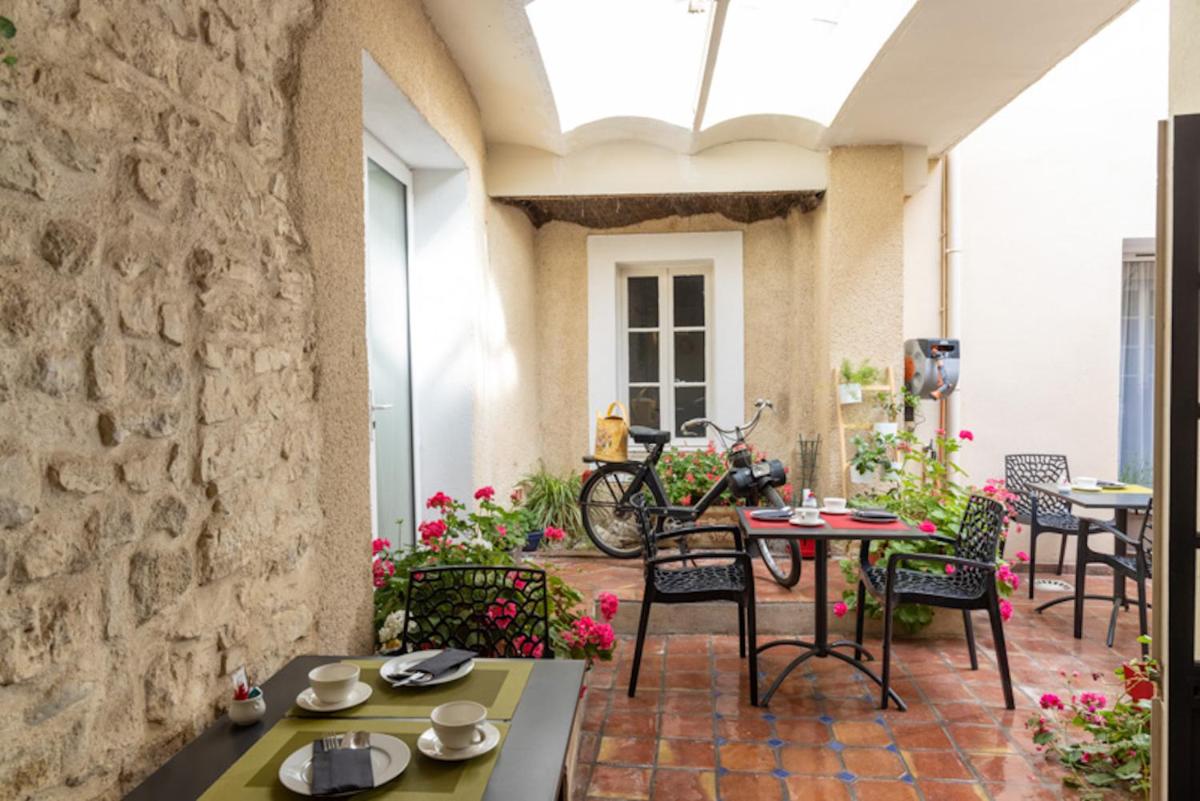 Suitetrails - Best Western Le Comtadin