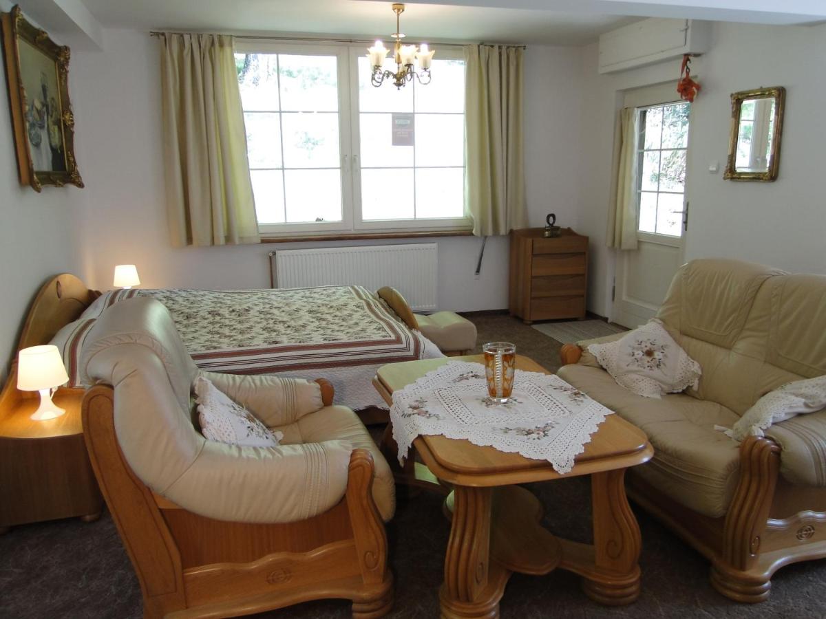Dom z duszą - Przesieka - Apartament duży dla 4 osób - Housity