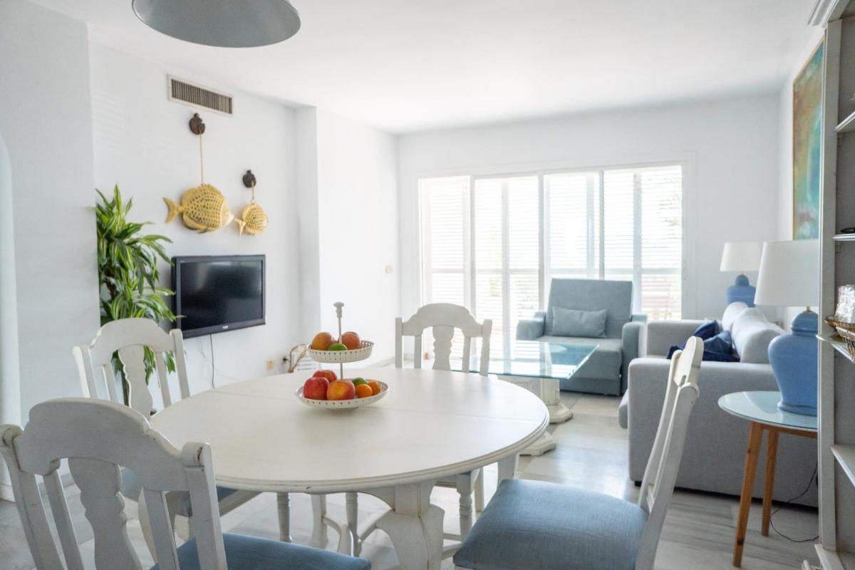 Suitetrails - tuGuest Villa Maripi