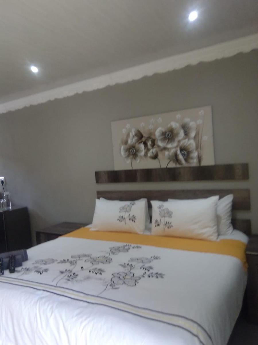 Myburgh Bed and Breakfast - Housity