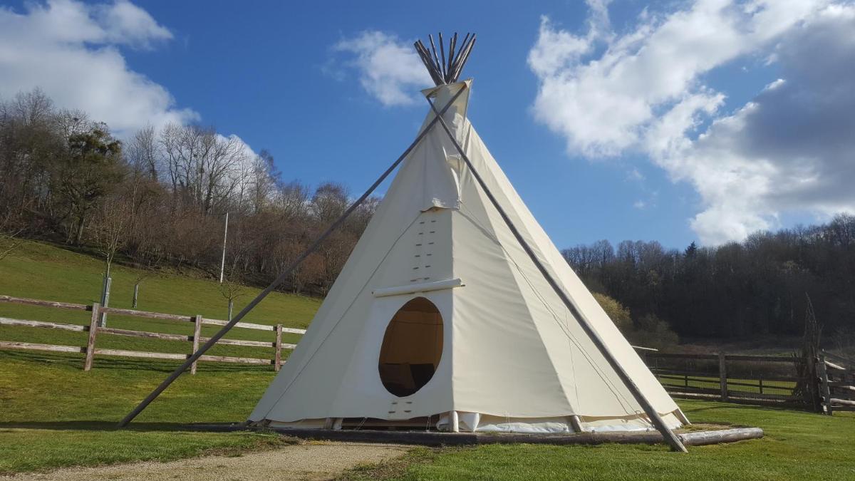 La P'tite ferme de la Vie - Housity