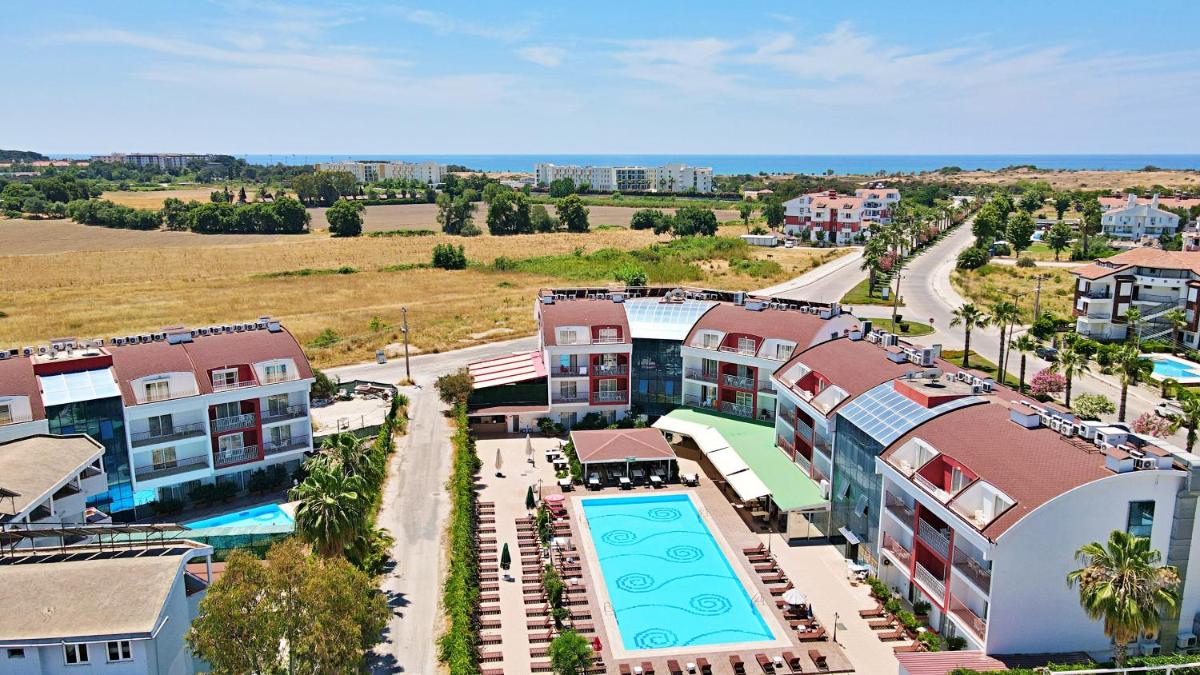 Suitetrails - Side Legend Hotel