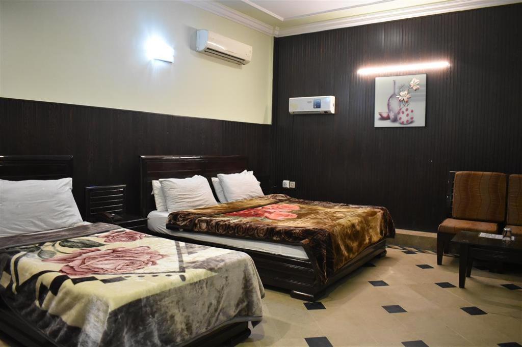 Hotel Afandi - Hizvo
