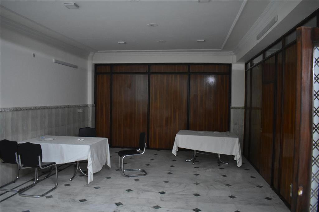 Hotel Afandi - Hizvo