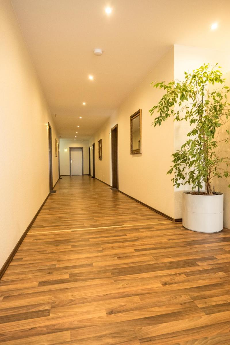 Hotel Viola - Housity