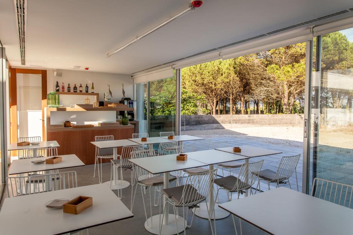 Hotel Bela Fisterra - Housity
