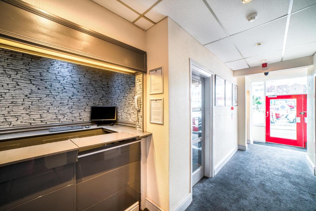 Comfort Inn Blackpool Gresham - Housity