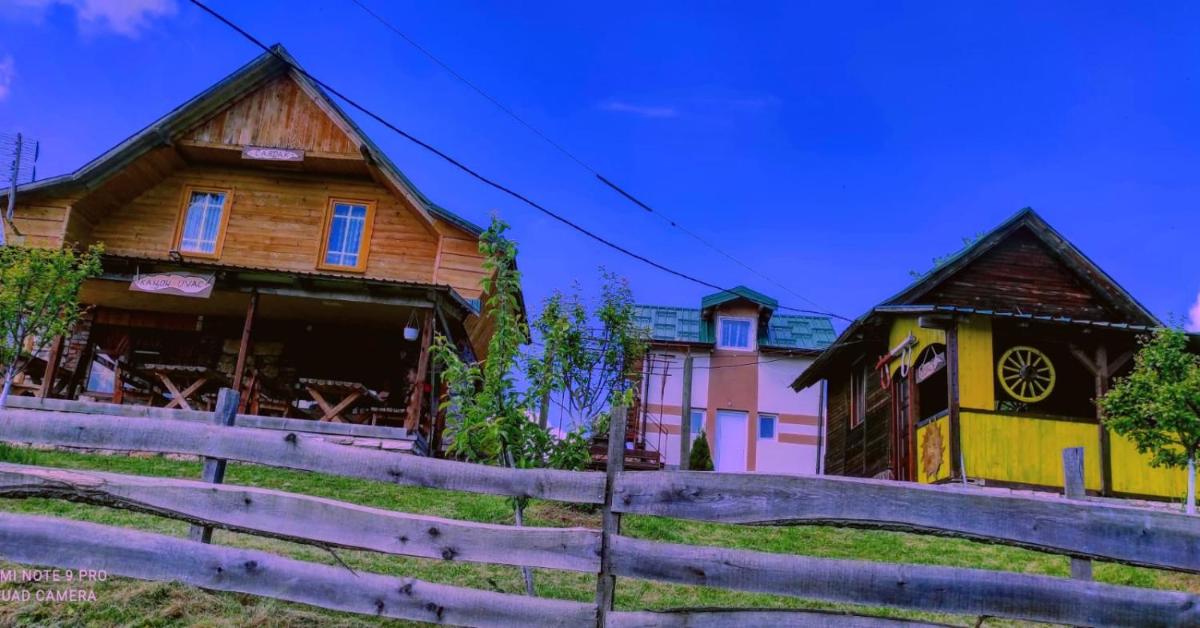 Kanjon Uvac - Housity