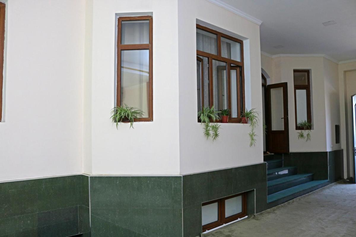 Chinor Garden Hotel - Free Airport Pick-up and Drop-Off - Housity