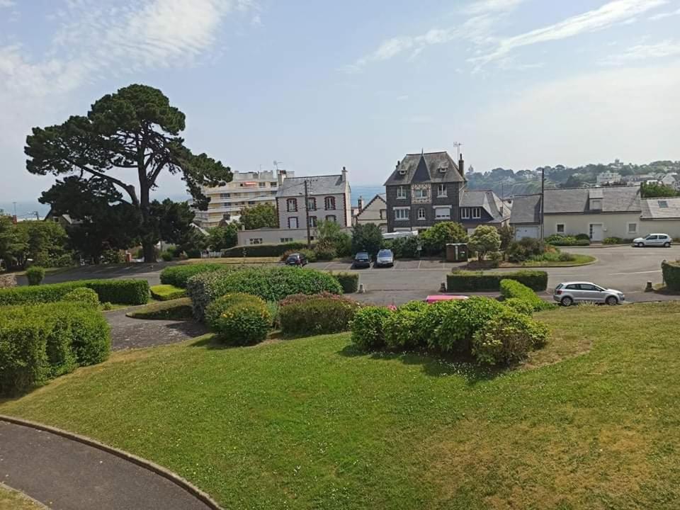 Escapade Marine - Housity