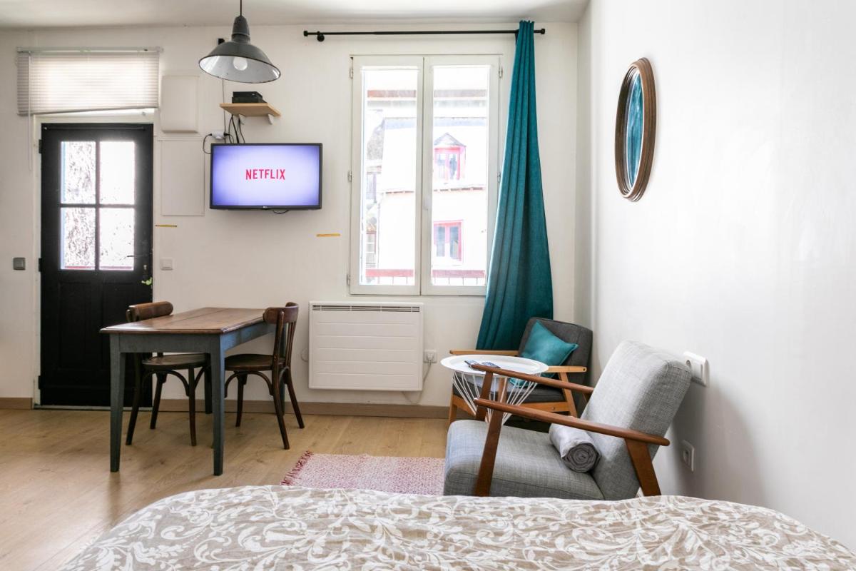 LE JACOBIN 2 - Housity