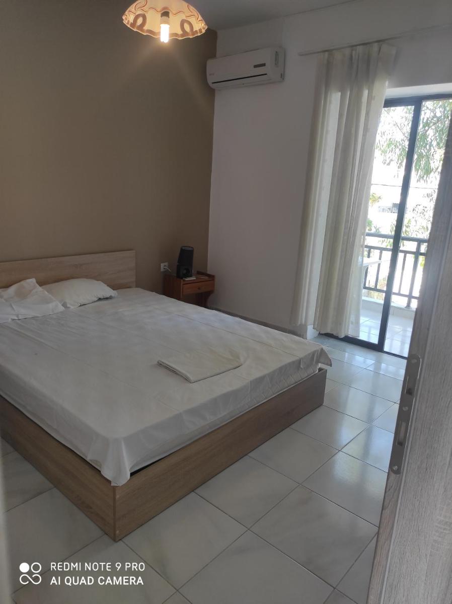 Iris - Housity
