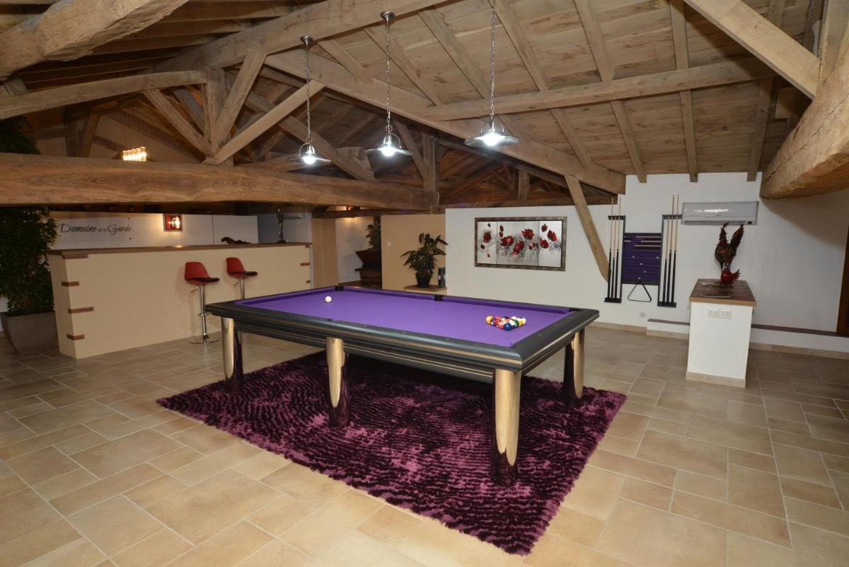 Domaine de la Garde - Housity