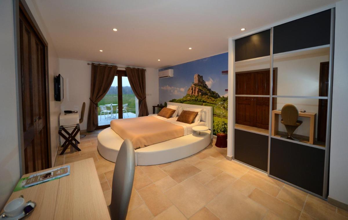 Domaine de la Garde - Housity