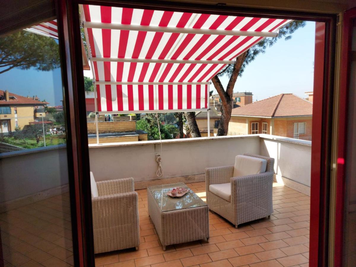 Attico con terrazzo - Housity