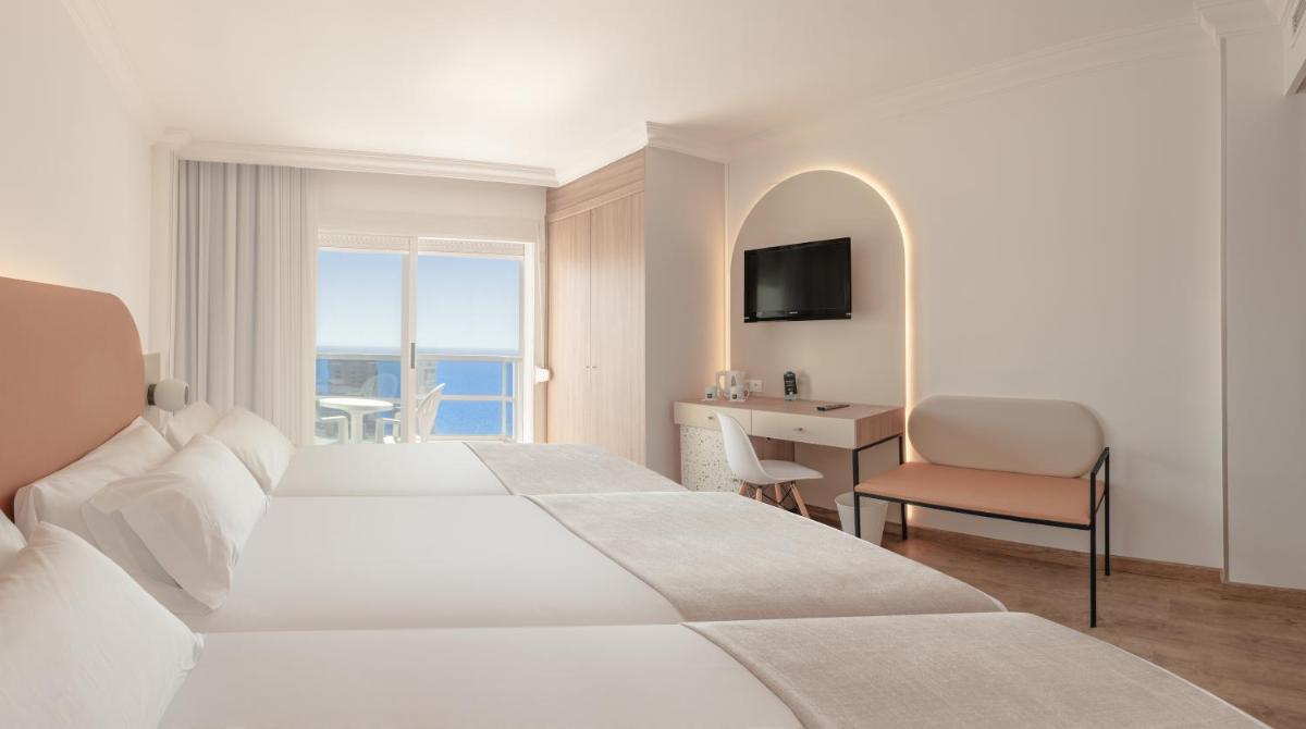 Cama o camas de una habitación en Hotel RH Victoria & Spa 4 Sup