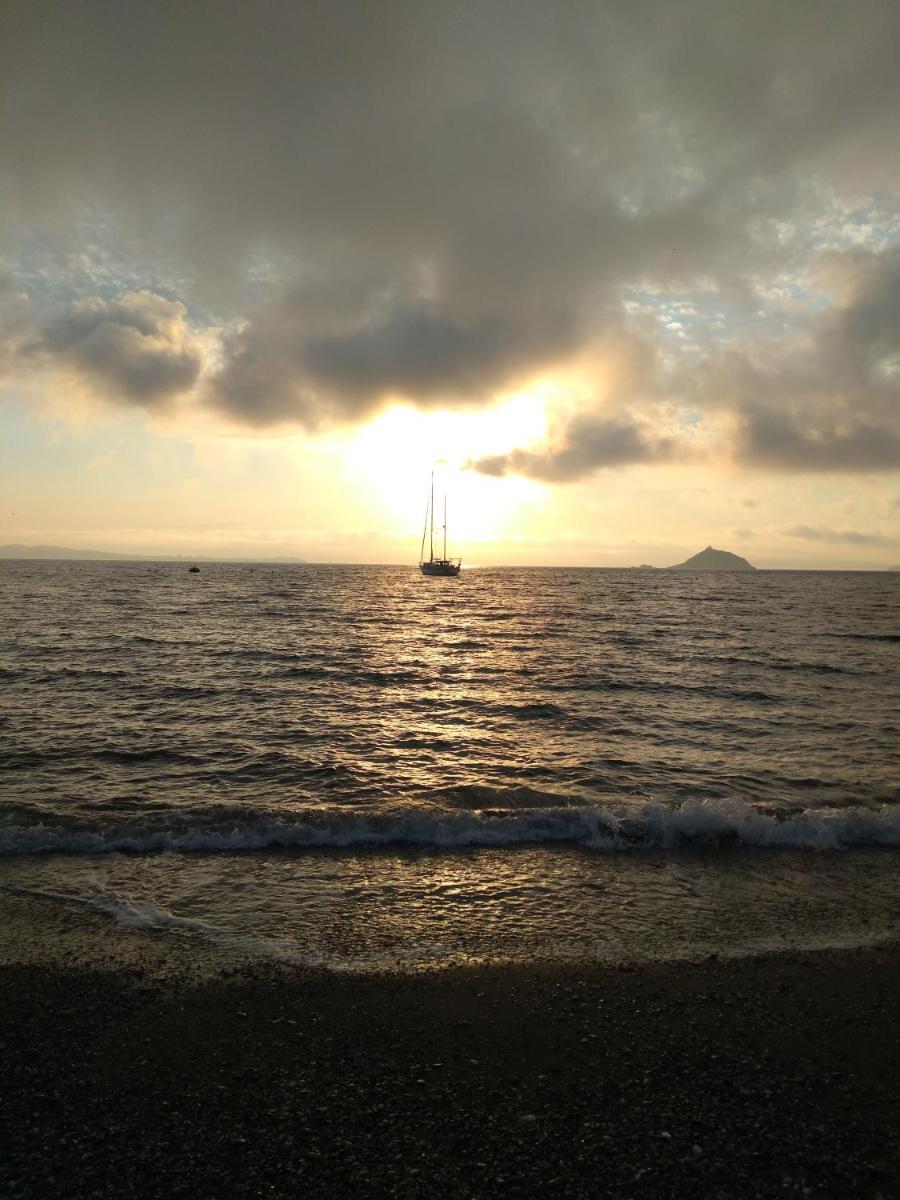 Cavo Beach 1 - Housity