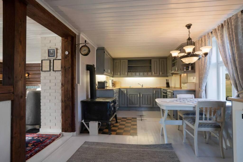 Eika Cottage: Cozy, rural, spacious and well-equiped - Housity