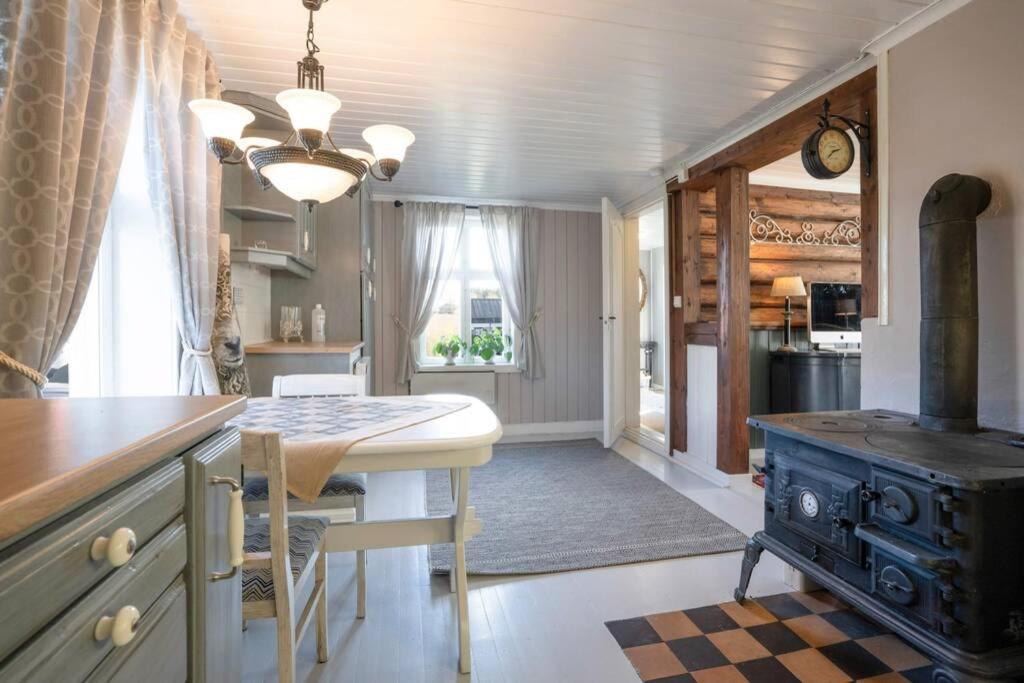 Eika Cottage: Cozy, rural, spacious and well-equiped - Housity