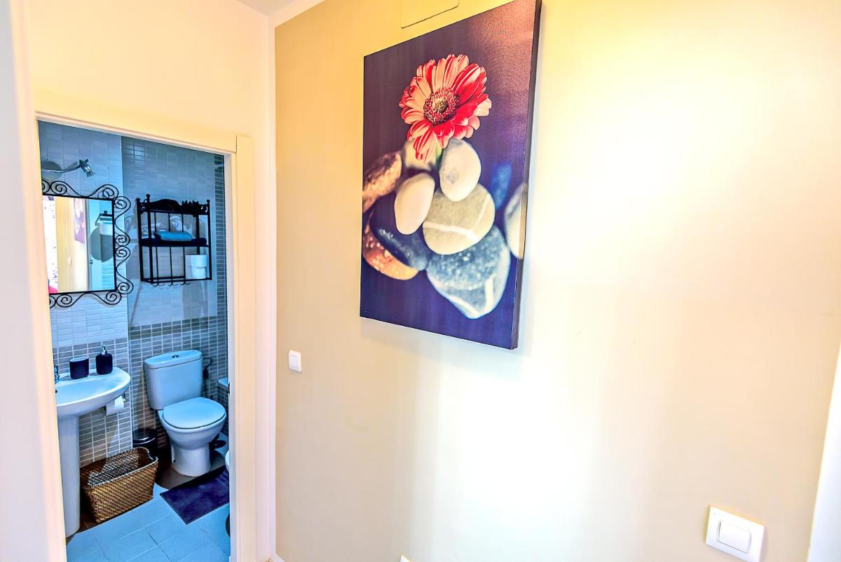 Palacios Deluxe Apartment with Elevator - Hizvo