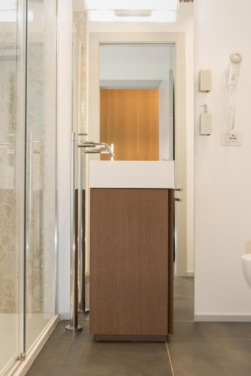 Enjoy Duomo Rooms - Flavio Baracchini 9 - Housity