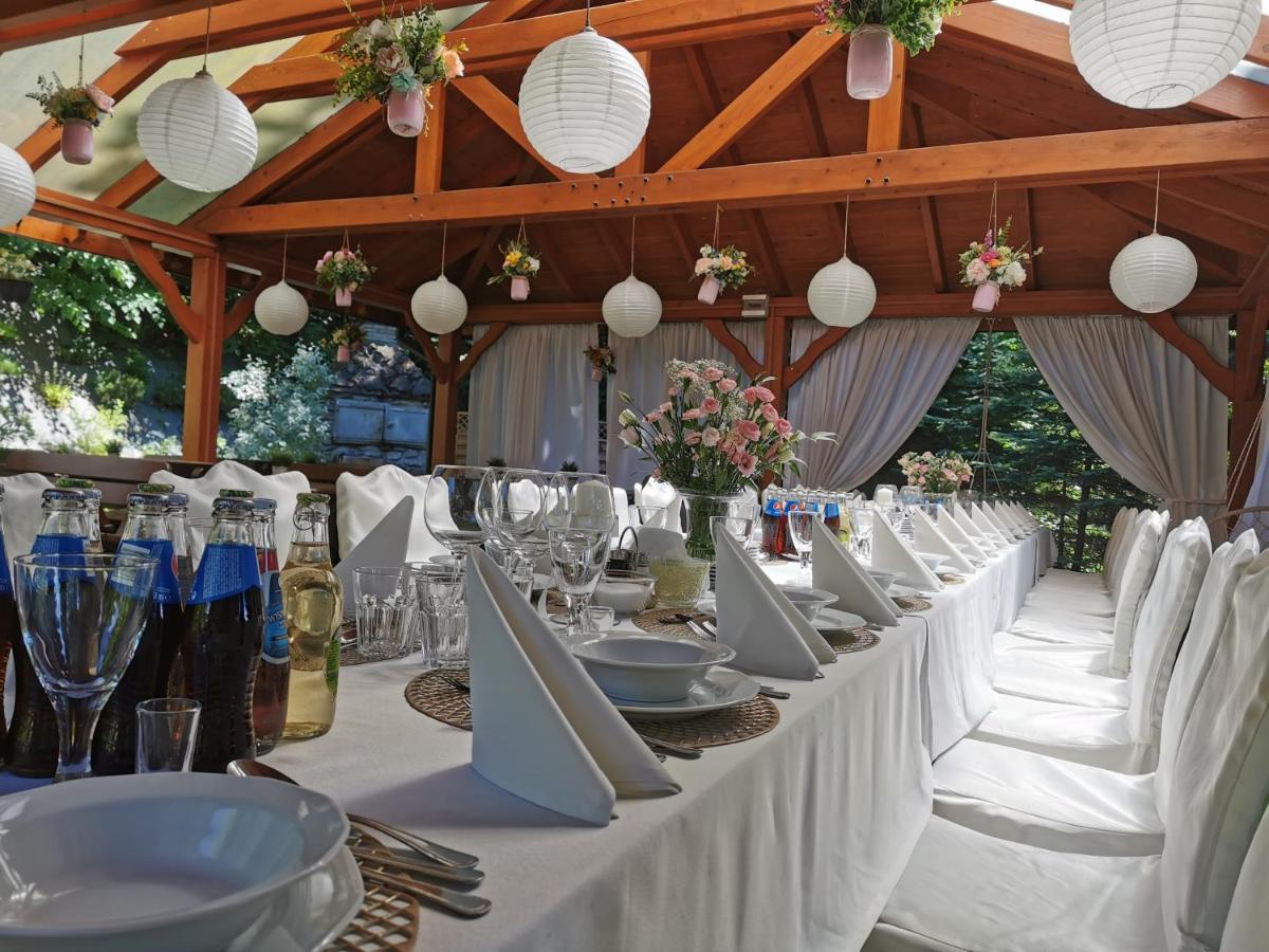 Hotel i Restauracja Pod Skałą Jasło - Housity