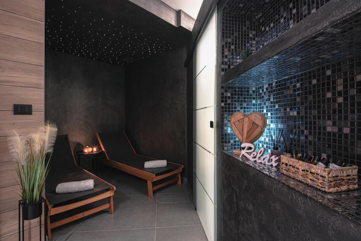 Exclusive City Apartments - Housity
