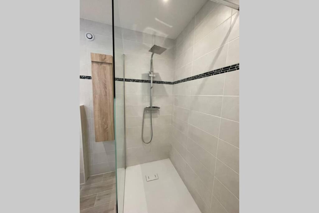 Appartement très spacieux & Coupery - Housity